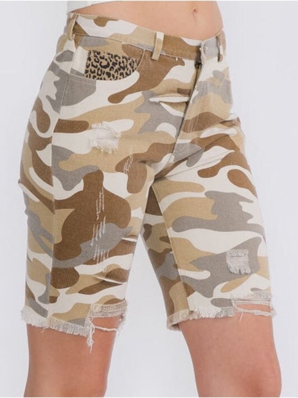 🟠NWT MYSTREE Distressed Denim Bermuda Shorts in Camo Print w/Leopard Pocket